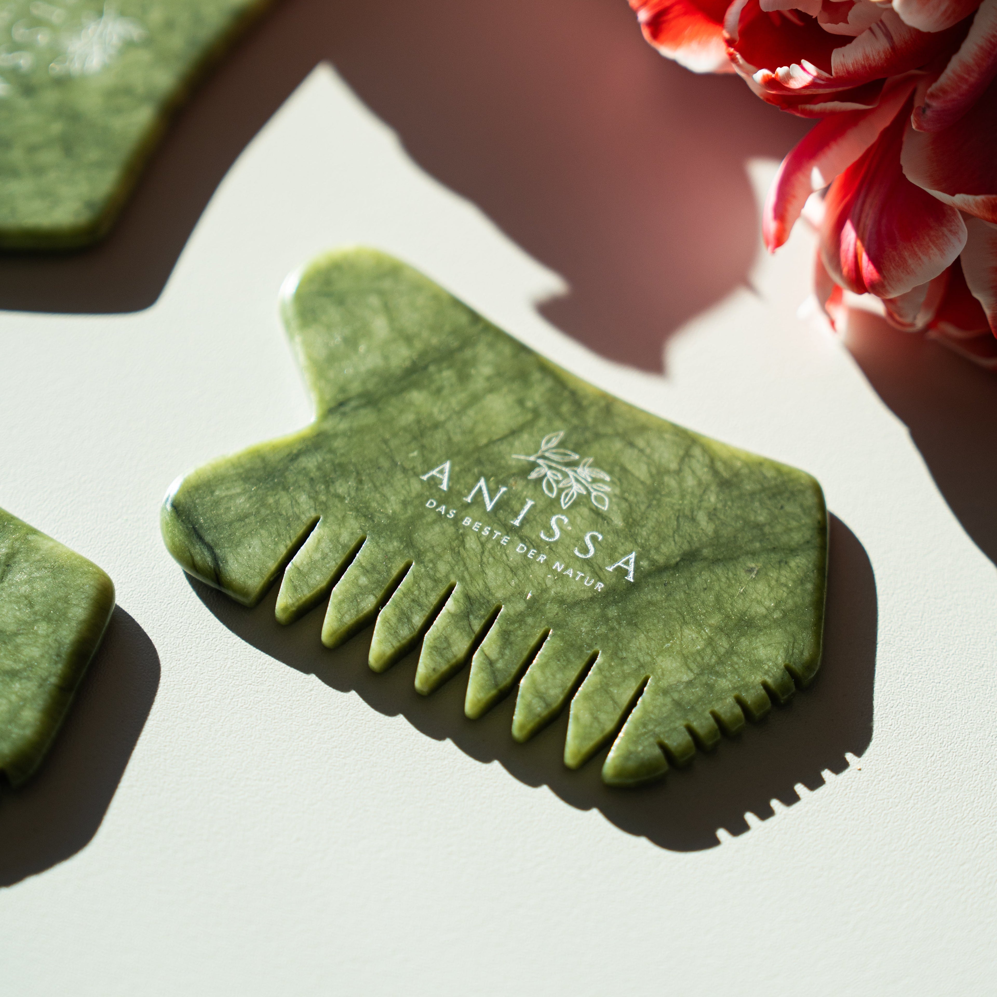 Jade Gua Sha & Massagekamm
